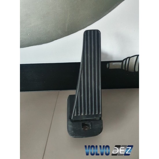 Acceleration pedal VOLVO XC90 31445780