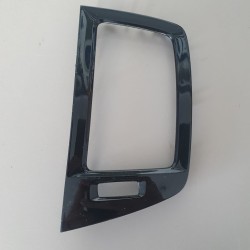 Rama grila centrala bord dreapta VOLVO 31366852