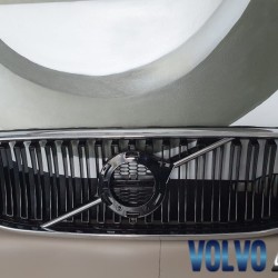 Front bumper grille with chrome VOLVO S90 V90 31383516