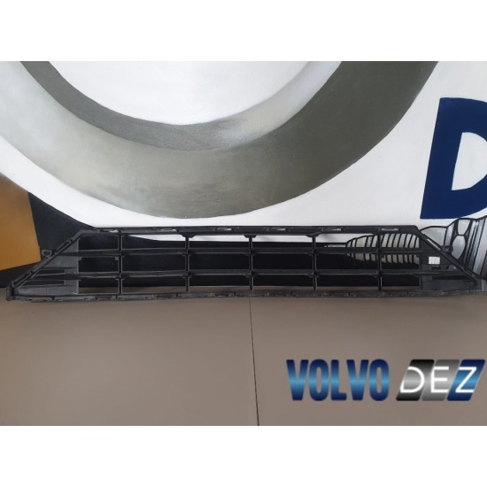 Grila inferioara VOLVO XC60 31425175