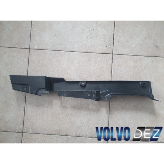 Ornament compartiment motor dreapta VOLVO XC90 2015+ 31371764