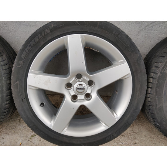 Jante SERAPIS 17" Volvo S40 V40 V50 S60 V60 S80 V70 C30 C70 Jante SERAPIS 17" Volvo S40 V40 V50 S60 V60 S80 V70 C30 C70