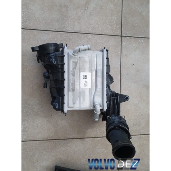 Radiator intercooler VOLVO XC90 2020 32138750