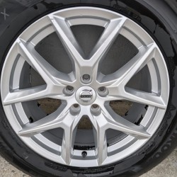 Volvo OEM Wheels 5-spoke Y 18" Alloys XC40 XC60 XC70 tires 235/60R18 Hankook 2024 - 31423851