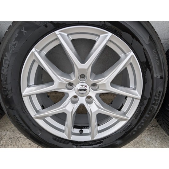 Volvo OEM Wheels 5-spoke Y 18" Alloys XC40 XC60 XC70 tires 235/60R18 Hankook 2024 - 31423851 Volvo OEM Wheels 5-spoke Y 18" Alloys XC40 XC60 XC70 tires 235/60R18 Hankook 2024 - 31423851