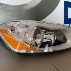 Front right headlight halogen Volvo XC60 2009-2013 30763146