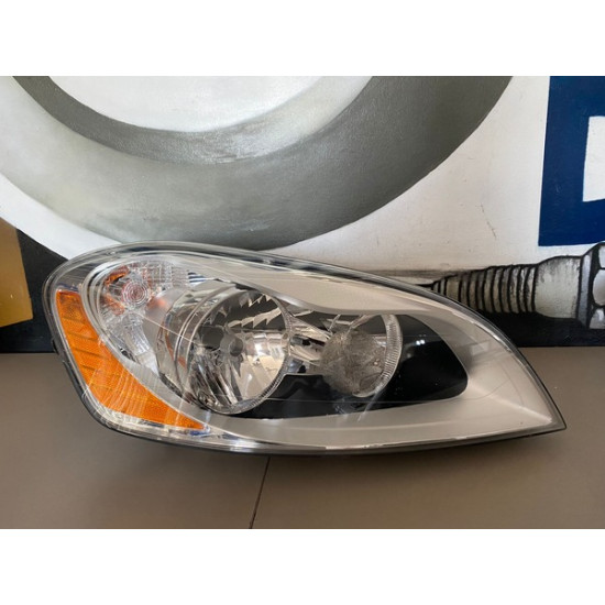 Front right headlight halogen Volvo XC60 2009-2013 30763146