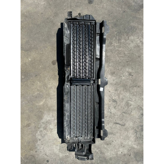 Clapeti radiator partea de jos VOLVO S60 V60 2018+ 31455482