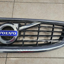 Radiator grill VOLVO C70 FACELIFT 2010+ 31290862